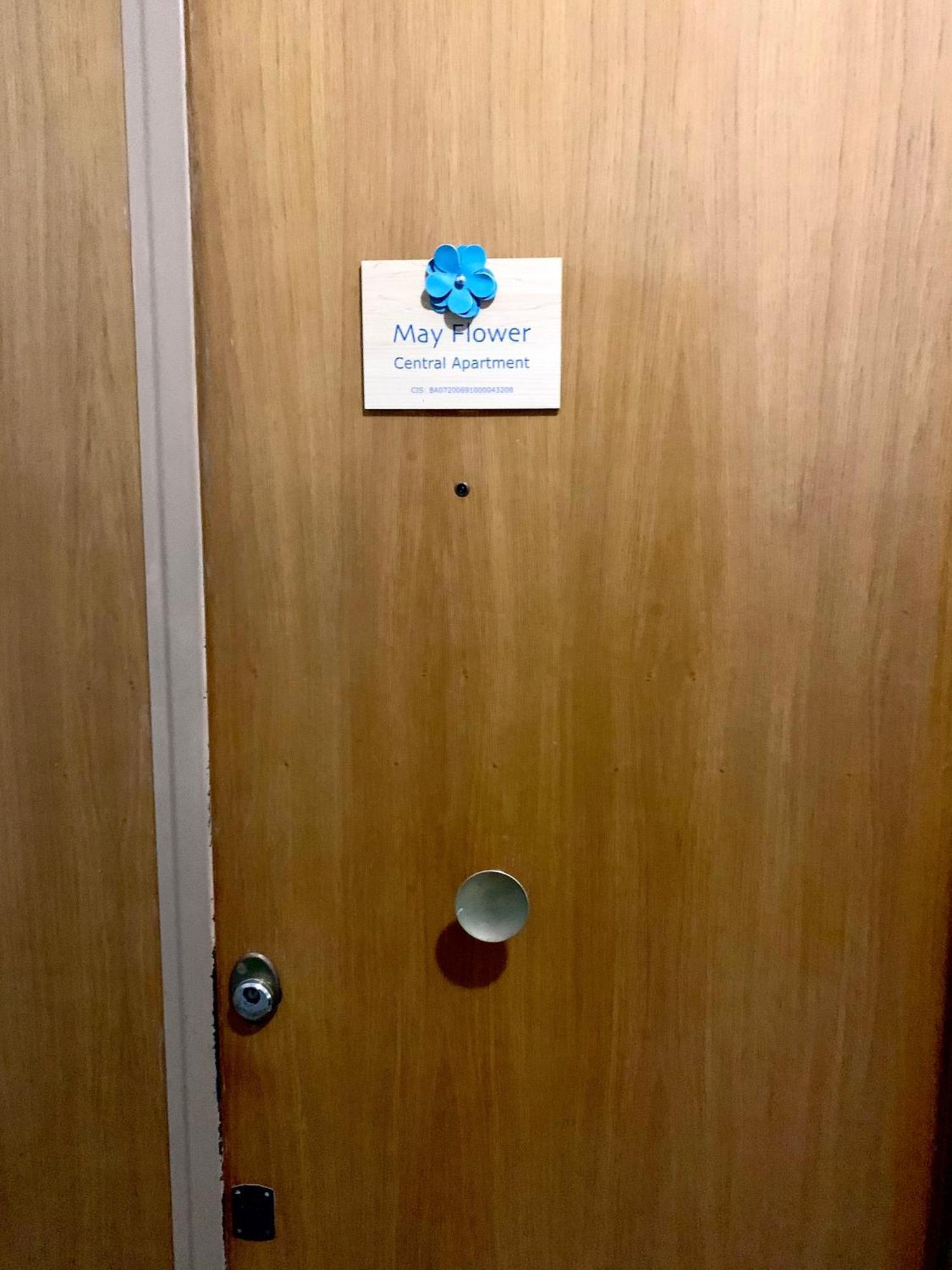 May Flower Central Apartament Бари Екстериор снимка